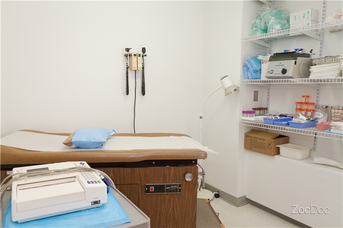 Second exam room at Medico Family Clinic